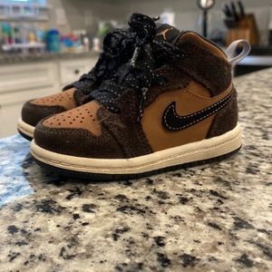 Nike Air Jordan SE Dark Chocolate kids